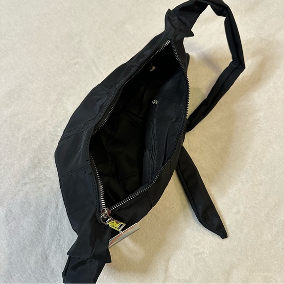 NWT Kelly Tie Strap Multi-Way Black Crossbody Belt Bag - Picture 7 of 11